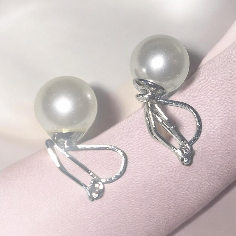 Elegant Silver Pearl Earrings